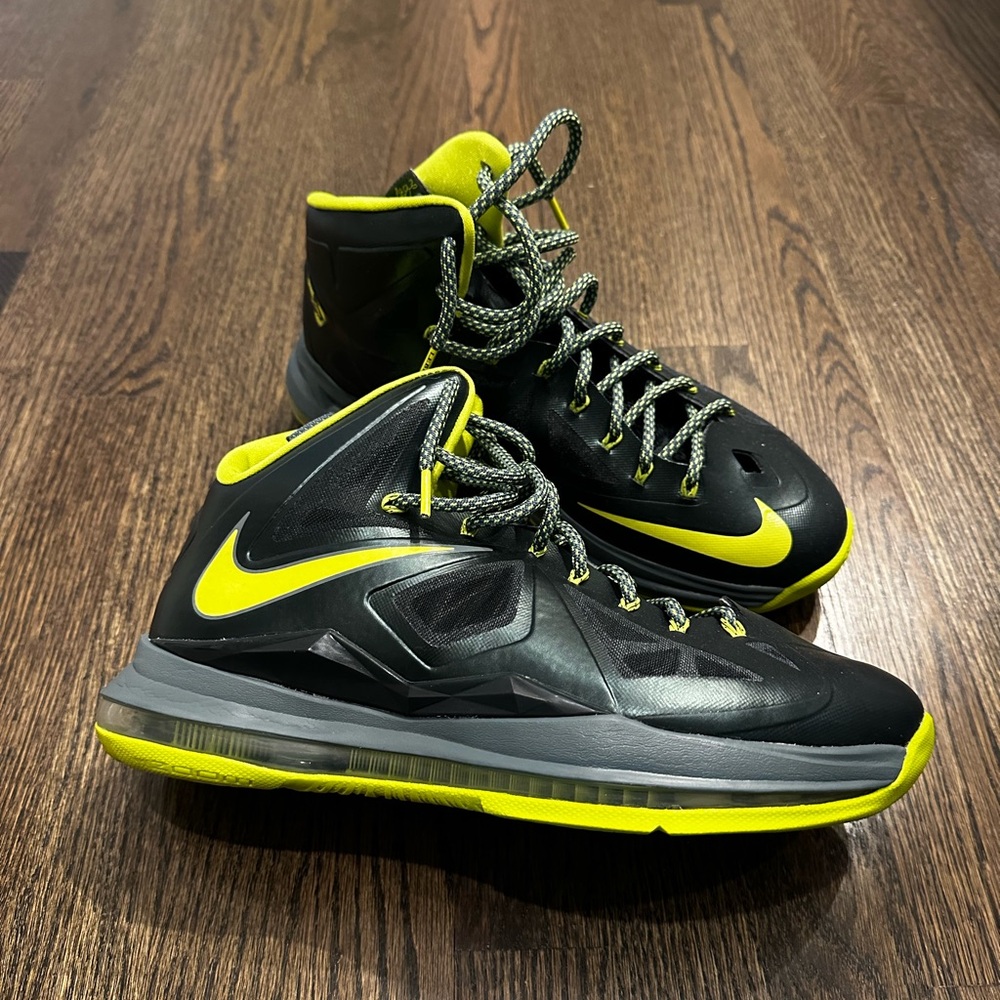 Nike LeBron X Dunkman size 10. VNDS